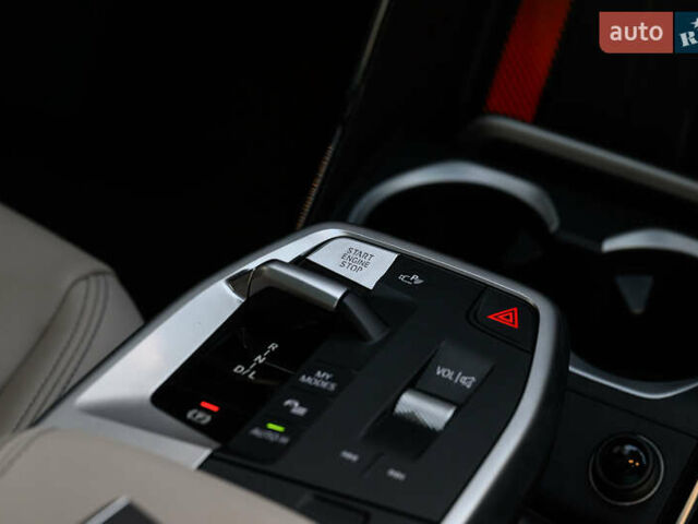 Бежевий БМВ Х1, об'ємом двигуна 2 л та пробігом 14 тис. км за 39300 $, фото 19 на Automoto.ua