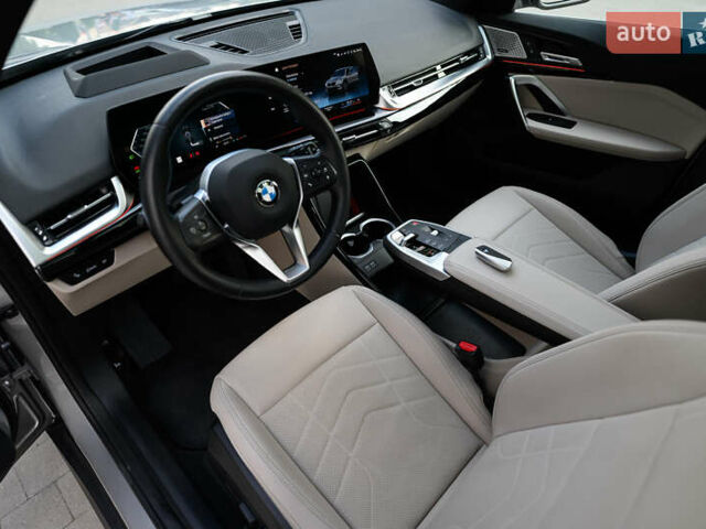 Бежевий БМВ Х1, об'ємом двигуна 2 л та пробігом 14 тис. км за 39300 $, фото 11 на Automoto.ua