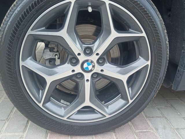 Черный БМВ Х1, объемом двигателя 2 л и пробегом 101 тыс. км за 426 $, фото 2 на Automoto.ua