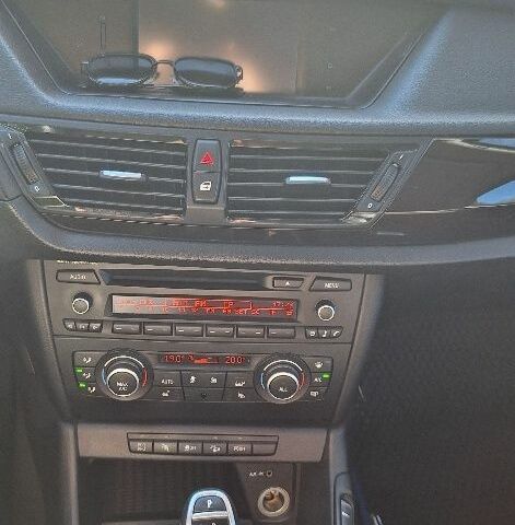 БМВ Х1 2012 в Кропивницком (Кировограде) на Automoto.ua Черный БМВ Х1, объемом двигателя 2 л и пробегом 213 тыс. км за 15000 $, фото 3 на Automoto.ua