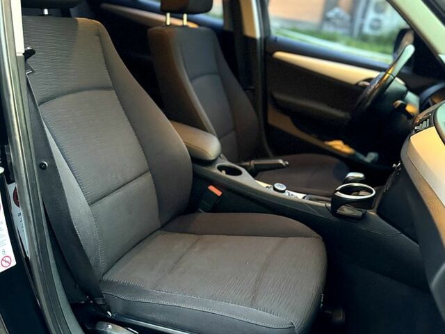 Чорний БМВ Х1, об'ємом двигуна 2 л та пробігом 305 тис. км за 9000 $, фото 6 на Automoto.ua