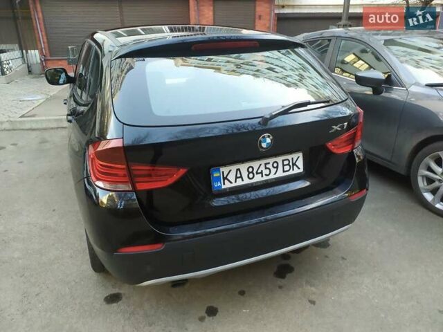 Черный БМВ Х1, объемом двигателя 2 л и пробегом 230 тыс. км за 10000 $, фото 4 на Automoto.ua