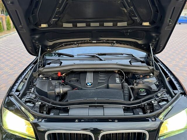 Чорний БМВ Х1, об'ємом двигуна 2 л та пробігом 305 тис. км за 9000 $, фото 5 на Automoto.ua