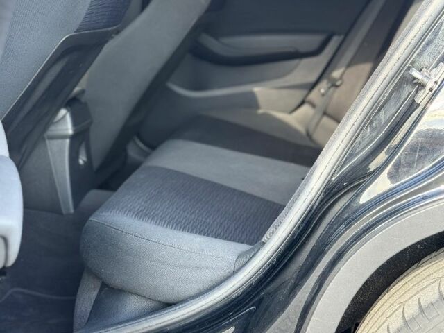 Чорний БМВ Х1, об'ємом двигуна 2 л та пробігом 318 тис. км за 10600 $, фото 20 на Automoto.ua