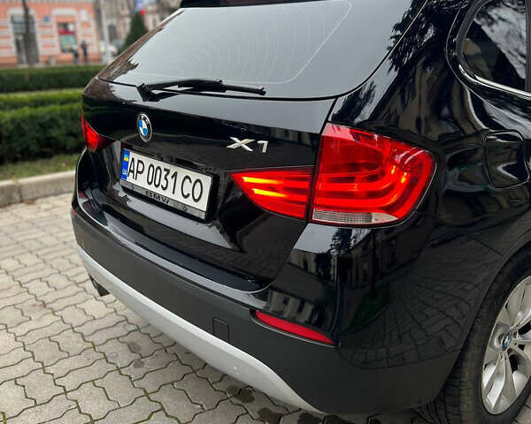 Чорний БМВ Х1, об'ємом двигуна 2 л та пробігом 173 тис. км за 12300 $, фото 17 на Automoto.ua