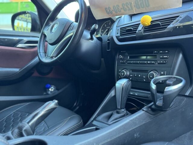 Чорний БМВ Х1, об'ємом двигуна 2 л та пробігом 183 тис. км за 13800 $, фото 19 на Automoto.ua