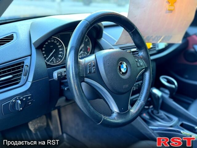 Чорний БМВ Х1, об'ємом двигуна 2 л та пробігом 183 тис. км за 13800 $, фото 5 на Automoto.ua