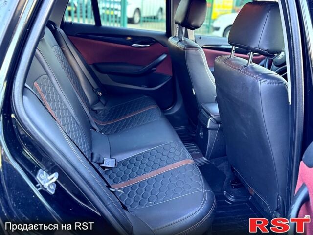 Чорний БМВ Х1, об'ємом двигуна 2 л та пробігом 183 тис. км за 13800 $, фото 9 на Automoto.ua