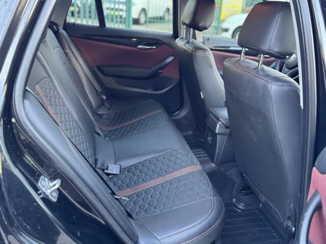 Чорний БМВ Х1, об'ємом двигуна 2 л та пробігом 183 тис. км за 13800 $, фото 16 на Automoto.ua