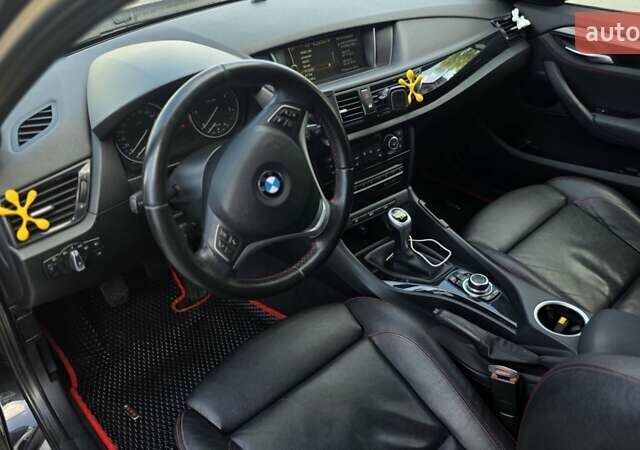 Черный БМВ Х1, объемом двигателя 2 л и пробегом 279 тыс. км за 11800 $, фото 17 на Automoto.ua