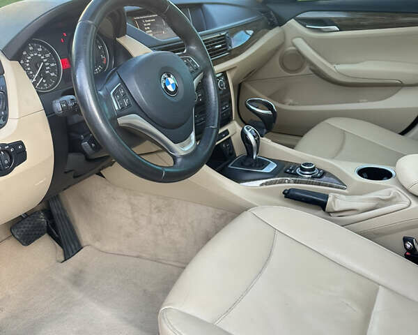 Чорний БМВ Х1, об'ємом двигуна 2 л та пробігом 177 тис. км за 10900 $, фото 35 на Automoto.ua