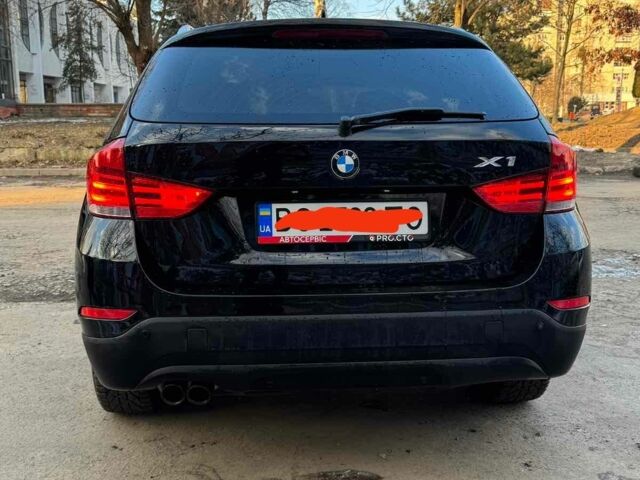Чорний БМВ Х1, об'ємом двигуна 2 л та пробігом 186 тис. км за 11500 $, фото 1 на Automoto.ua