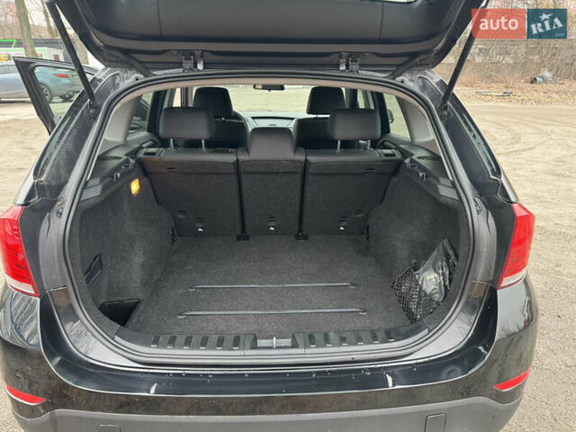 Чорний БМВ Х1, об'ємом двигуна 2 л та пробігом 140 тис. км за 12200 $, фото 1 на Automoto.ua