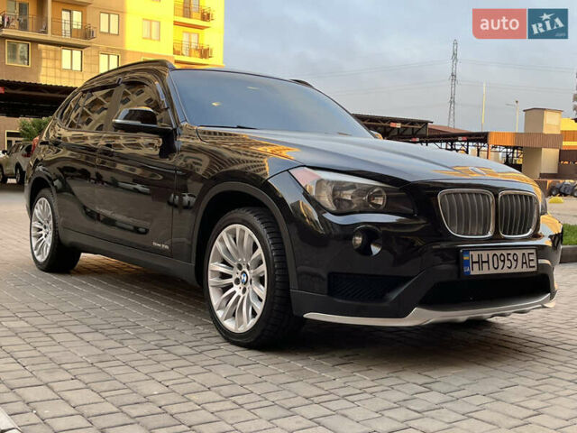 Чорний БМВ Х1, об'ємом двигуна 2 л та пробігом 177 тис. км за 10900 $, фото 1 на Automoto.ua