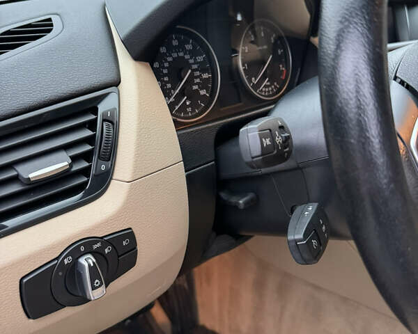 Чорний БМВ Х1, об'ємом двигуна 2 л та пробігом 155 тис. км за 13100 $, фото 44 на Automoto.ua