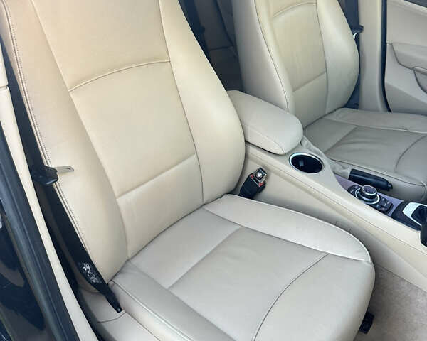 Чорний БМВ Х1, об'ємом двигуна 2 л та пробігом 177 тис. км за 10900 $, фото 37 на Automoto.ua