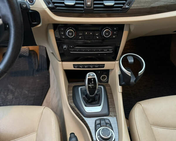 Чорний БМВ Х1, об'ємом двигуна 2 л та пробігом 155 тис. км за 13100 $, фото 24 на Automoto.ua