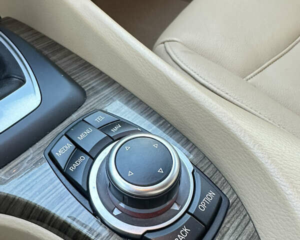 Чорний БМВ Х1, об'ємом двигуна 2 л та пробігом 177 тис. км за 10900 $, фото 31 на Automoto.ua