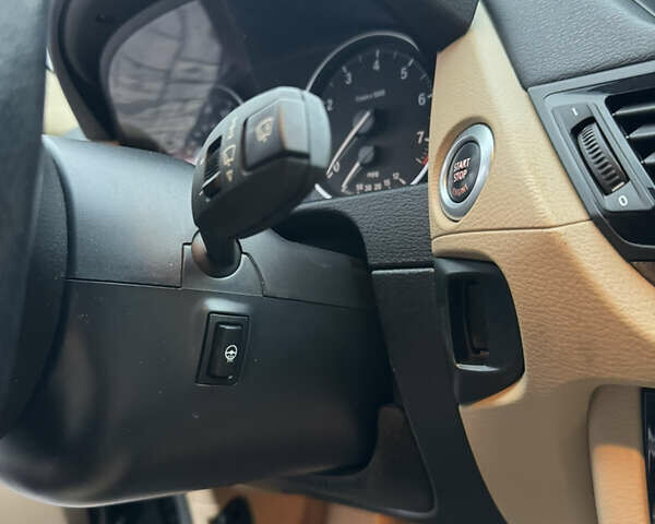 Чорний БМВ Х1, об'ємом двигуна 2 л та пробігом 155 тис. км за 13100 $, фото 33 на Automoto.ua