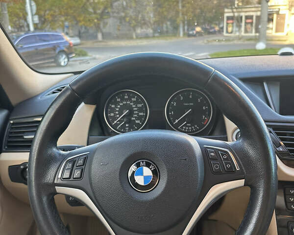 Чорний БМВ Х1, об'ємом двигуна 2 л та пробігом 177 тис. км за 10900 $, фото 26 на Automoto.ua