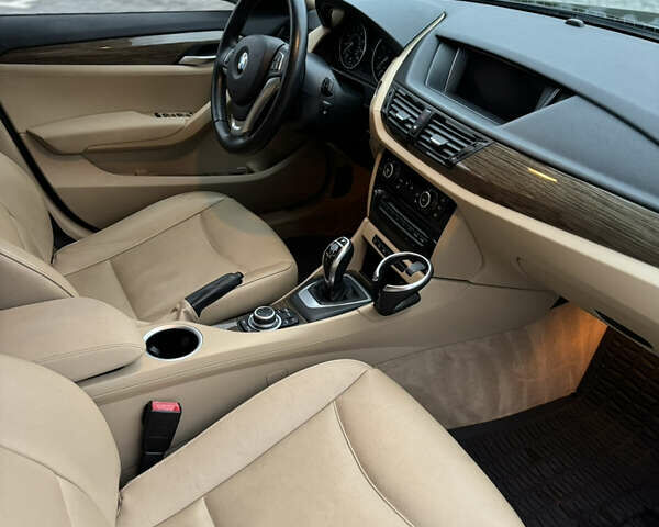 Чорний БМВ Х1, об'ємом двигуна 2 л та пробігом 155 тис. км за 13100 $, фото 16 на Automoto.ua