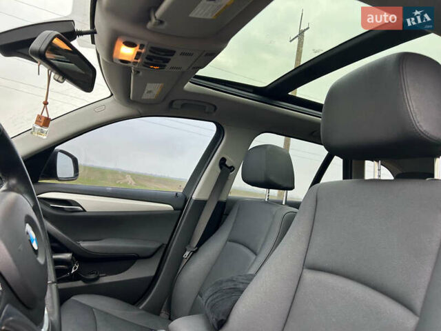 Черный БМВ Х1, объемом двигателя 2 л и пробегом 127 тыс. км за 11000 $, фото 7 на Automoto.ua