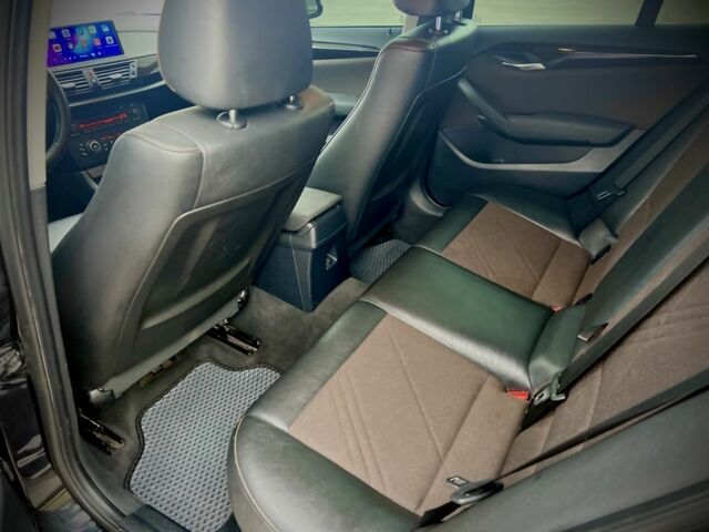 Чорний БМВ Х1, об'ємом двигуна 2 л та пробігом 215 тис. км за 13000 $, фото 16 на Automoto.ua