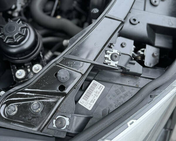 Чорний БМВ Х1, об'ємом двигуна 2 л та пробігом 155 тис. км за 13100 $, фото 38 на Automoto.ua