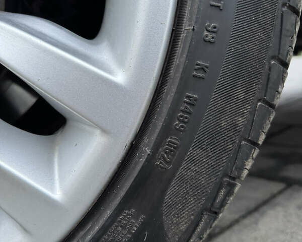 Чорний БМВ Х1, об'ємом двигуна 2 л та пробігом 155 тис. км за 13100 $, фото 46 на Automoto.ua