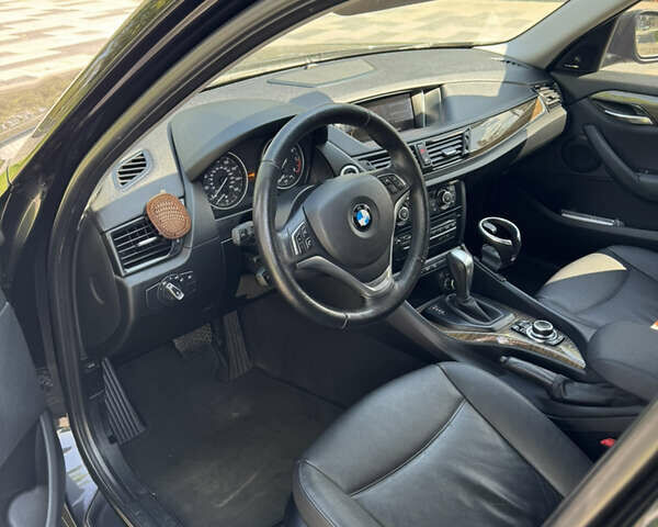 Черный БМВ Х1, объемом двигателя 3 л и пробегом 136 тыс. км за 13500 $, фото 4 на Automoto.ua
