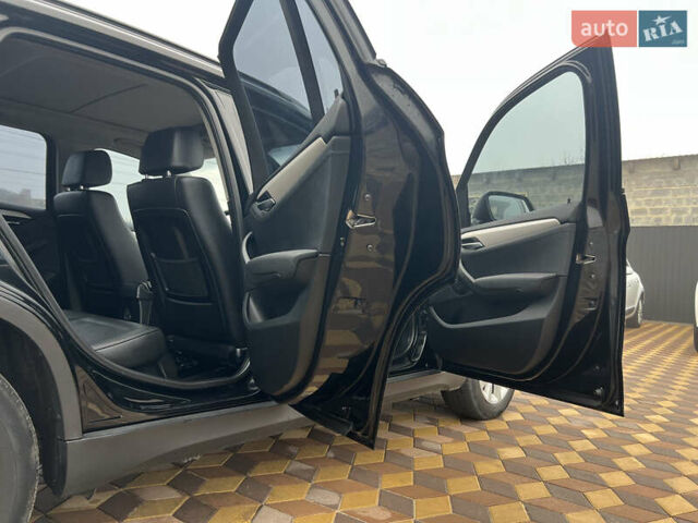 Чорний БМВ Х1, об'ємом двигуна 2 л та пробігом 182 тис. км за 11500 $, фото 8 на Automoto.ua