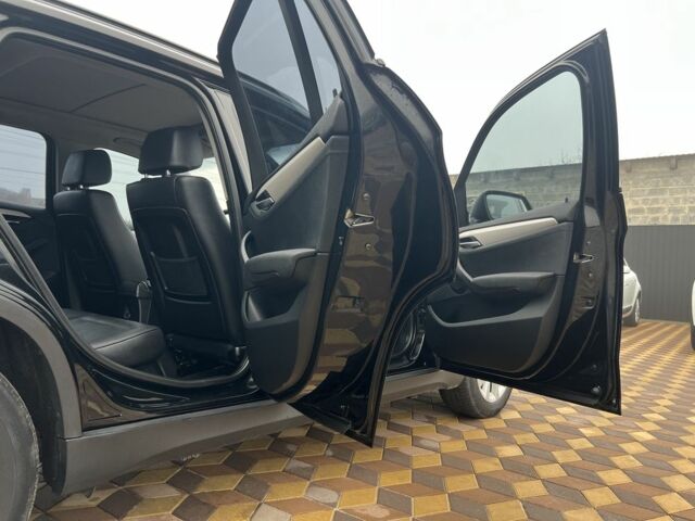 Чорний БМВ Х1, об'ємом двигуна 2 л та пробігом 180 тис. км за 11500 $, фото 8 на Automoto.ua