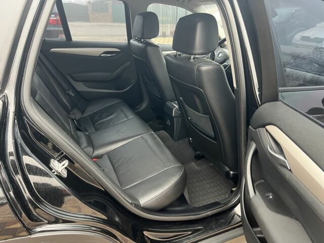 Чорний БМВ Х1, об'ємом двигуна 2 л та пробігом 180 тис. км за 11500 $, фото 15 на Automoto.ua