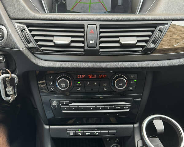 Чорний БМВ Х1, об'ємом двигуна 3 л та пробігом 136 тис. км за 14200 $, фото 7 на Automoto.ua