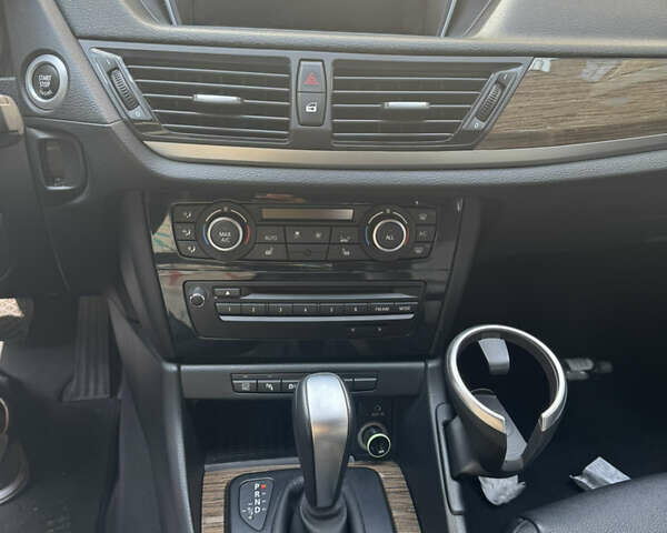 Чорний БМВ Х1, об'ємом двигуна 3 л та пробігом 136 тис. км за 14200 $, фото 9 на Automoto.ua