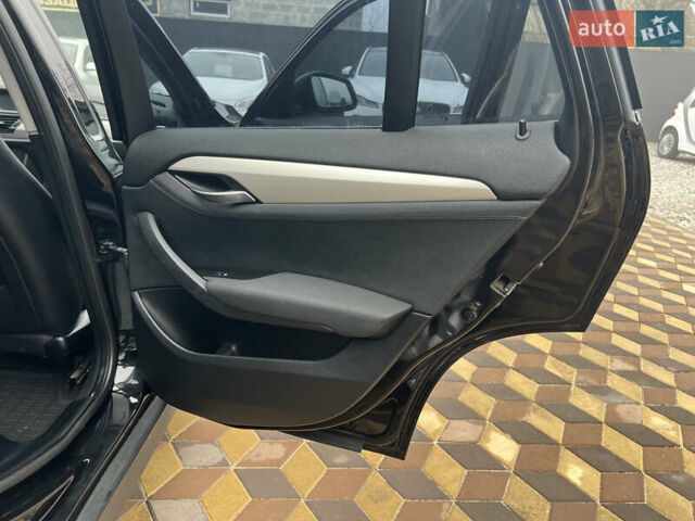 Чорний БМВ Х1, об'ємом двигуна 2 л та пробігом 182 тис. км за 11500 $, фото 18 на Automoto.ua