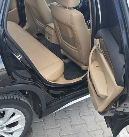 Чорний БМВ Х1, об'ємом двигуна 2 л та пробігом 192 тис. км за 8800 $, фото 34 на Automoto.ua