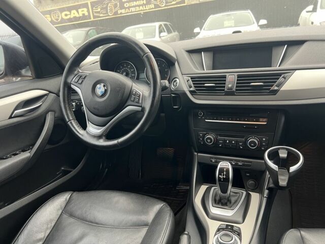 Чорний БМВ Х1, об'ємом двигуна 2 л та пробігом 180 тис. км за 11500 $, фото 19 на Automoto.ua