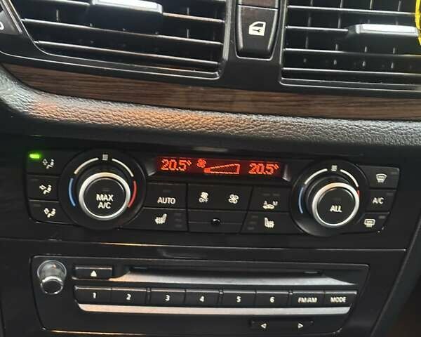 Чорний БМВ Х1, об'ємом двигуна 2 л та пробігом 155 тис. км за 12200 $, фото 11 на Automoto.ua