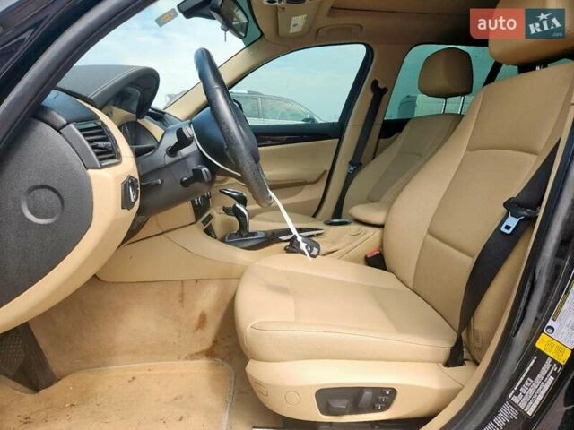 Черный БМВ Х1, объемом двигателя 2 л и пробегом 161 тыс. км за 1400 $, фото 7 на Automoto.ua