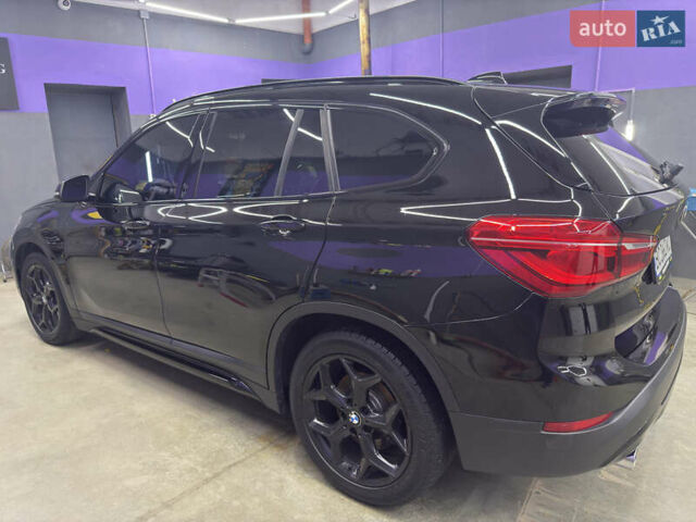БМВ Х1 2015 в Львове на Automoto.ua Черный БМВ Х1, объемом двигателя 2 л и пробегом 180 тыс. км за 16450 $, фото 13 на Automoto.ua