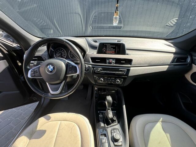 Чорний БМВ Х1, об'ємом двигуна 2 л та пробігом 235 тис. км за 17000 $, фото 3 на Automoto.ua
