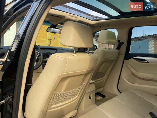 Чорний БМВ Х1, об'ємом двигуна 2 л та пробігом 90 тис. км за 14400 $, фото 27 на Automoto.ua