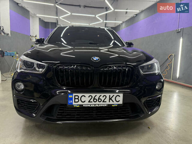 БМВ Х1 2015 в Львове на Automoto.ua Черный БМВ Х1, объемом двигателя 2 л и пробегом 180 тыс. км за 16450 $, фото 6 на Automoto.ua