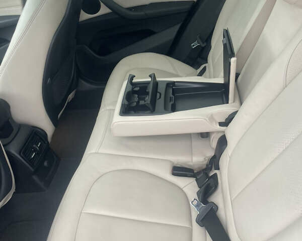 Черный БМВ Х1, объемом двигателя 2 л и пробегом 150 тыс. км за 14900 $, фото 10 на Automoto.ua