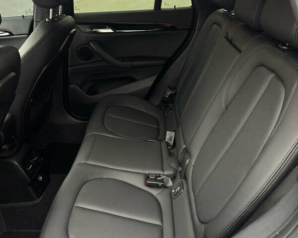 Чорний БМВ Х1, об'ємом двигуна 2 л та пробігом 104 тис. км за 15800 $, фото 32 на Automoto.ua