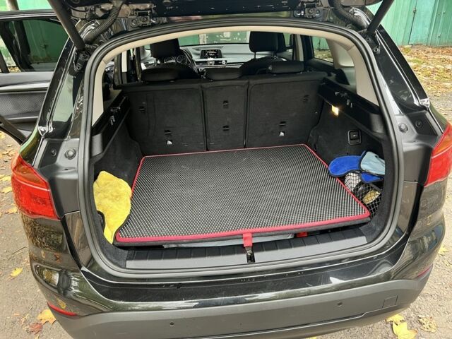 Черный БМВ Х1, объемом двигателя 0 л и пробегом 122 тыс. км за 18400 $, фото 7 на Automoto.ua