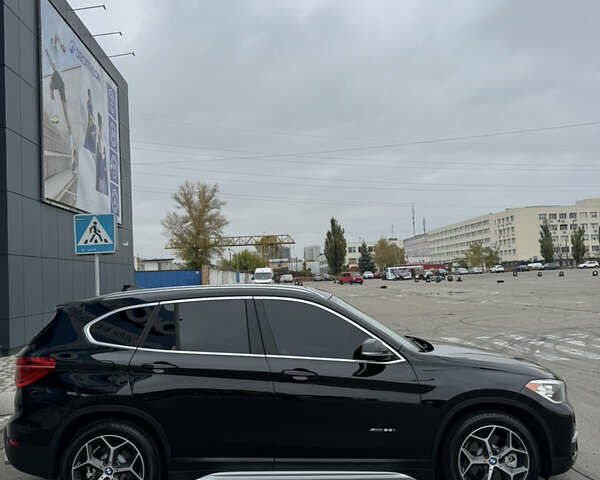 Чорний БМВ Х1, об'ємом двигуна 2 л та пробігом 104 тис. км за 15800 $, фото 4 на Automoto.ua
