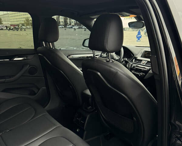 Чорний БМВ Х1, об'ємом двигуна 2 л та пробігом 104 тис. км за 15800 $, фото 36 на Automoto.ua