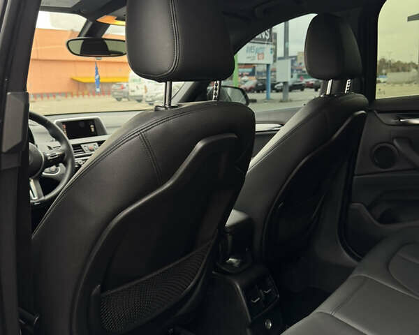 Чорний БМВ Х1, об'ємом двигуна 2 л та пробігом 104 тис. км за 15800 $, фото 31 на Automoto.ua